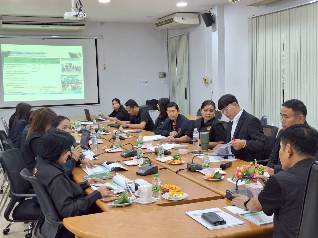 title - ผู้ตรวจราชการ ส.ป.ก. ประชุมตรวจราชการและติดตามความก้าวหน้าผลการดำเนินงานตามแผนการตรวจราชการของผู้ตรวจราชการสำนักงานการปฏิรูปที่ดินเพื่อเกษตรกรรม ประจำปีงบประมาณ พ.ศ. 2569 รอบที่ 1 เขตตรวจราชการที่ 12 จังหวัดขอนแก่น 